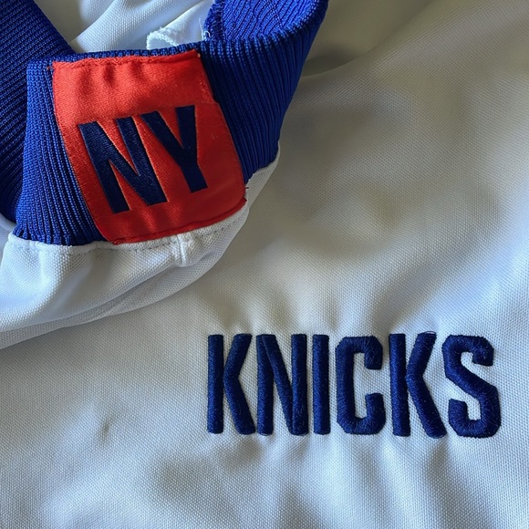 NEW YORK KNICKS Official 1952 Rewind NBA NIKE Button Warm-Up Sweats - Picture 3 of 5